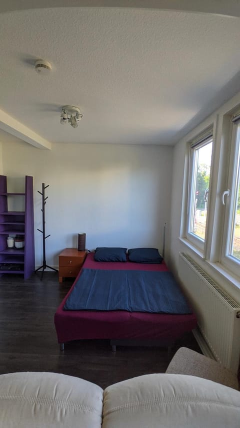 Gemütliches Zimmer am Bahnhof Vacation rental in Bielefeld