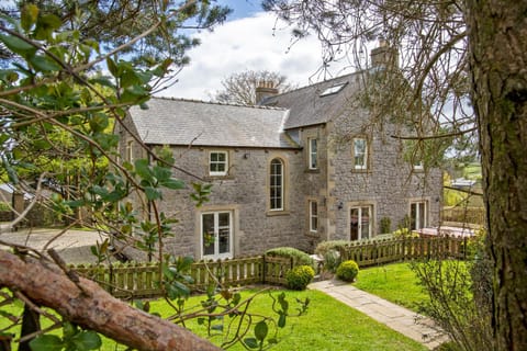 Fairview House House in High Peak District