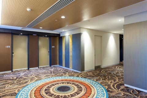 Calamvale Hotel Suites and Conference Centre Hotel in Brisbane