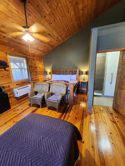 Lodge At Tellico Hotel in Tellico Plains