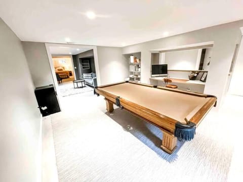 Modern Westport Studio with Pool Table & Lounge Appartement in Fairfield