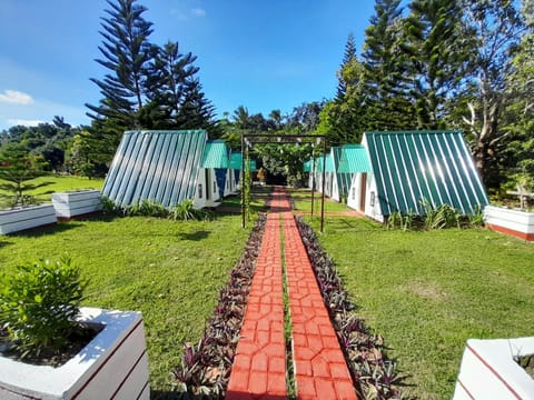 Villa Karensa Farm Farm Stay in Nasugbu