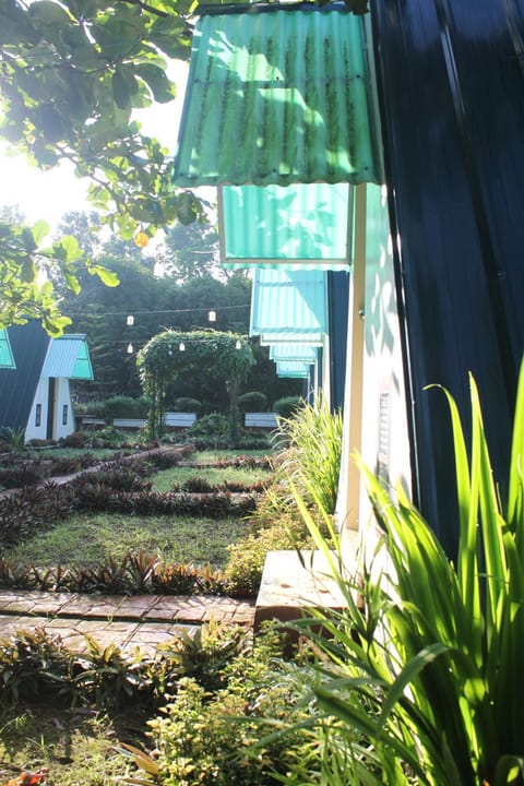 Villa Karensa Farm Farm Stay in Nasugbu