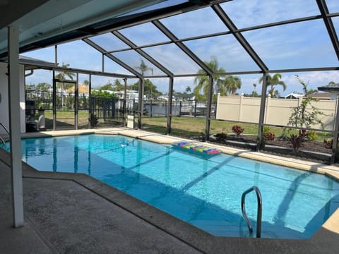 Day, Pool view, Swimming pool, sunbed