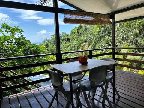 Natural landscape, Garden, Balcony/Terrace, Dining area, Garden view, Mountain view