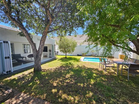 Patio, Garden, Garden view, Pool view, Swimming pool