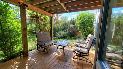 Patio, Garden, Balcony/Terrace