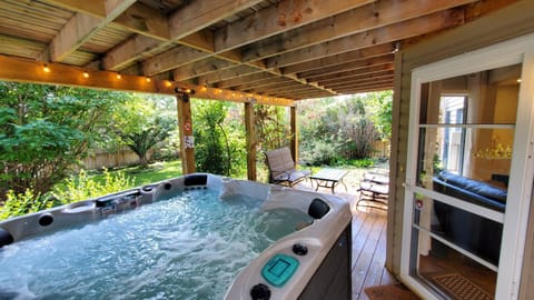 Garden, Hot Tub, Evening entertainment, Garden view