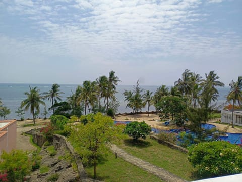 Day, Natural landscape, Beach, Pool view, Sea view, Swimming pool