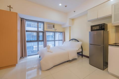 StayHere at Viceroy McKinley Hill Relax & Unwind Apartment in Makati