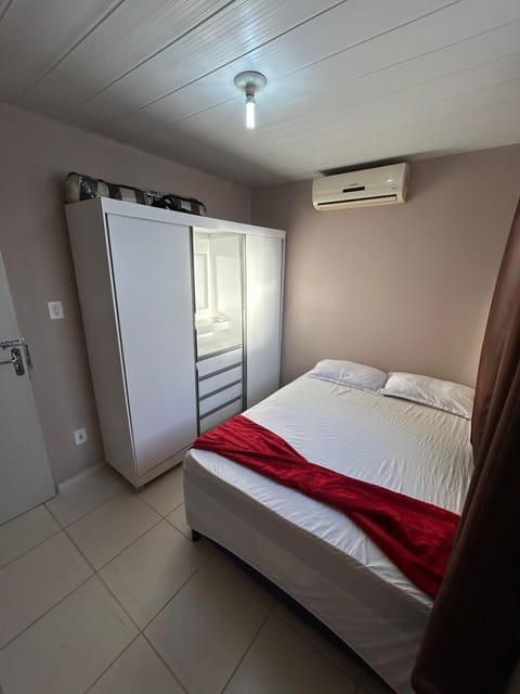 Bed, Bedroom, wardrobe, air conditioner