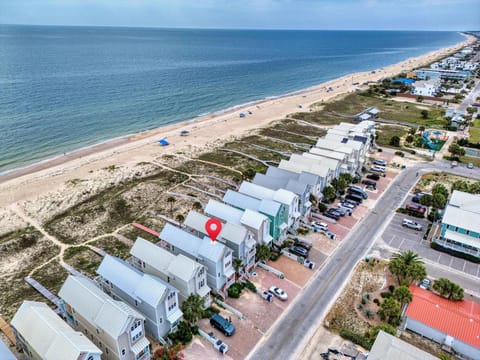 Splash House in Saint George Island