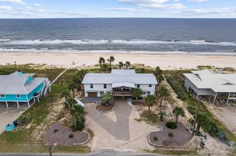 Oceans Nine House in Saint George Island