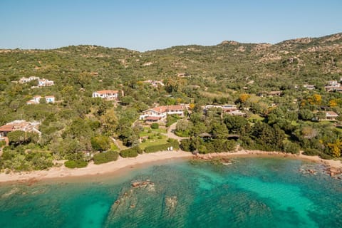 Villa il Mosaico di Nora Villa in Porto Istana