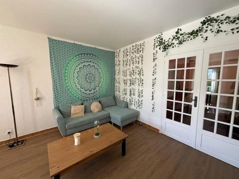 Le Pablo- Terrasse- Wifi- Parking Apartment in Pézenas