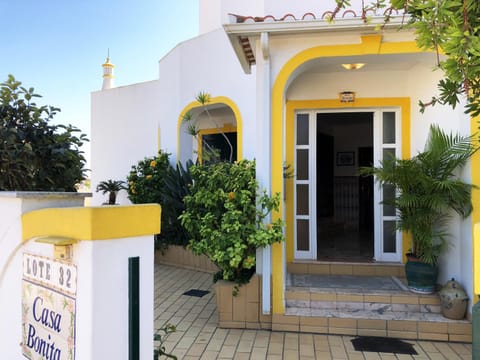 Casa Bonita Villa in Lagoa