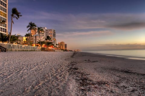 Casa Bella Naples Vacation Home House in Naples Park