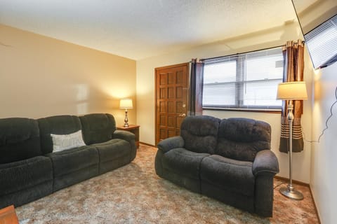 5 Mi to Hutchinson Attractions Cozy Apt Apartment in Hutchinson