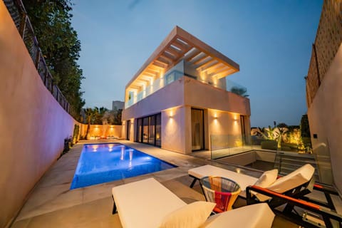 Balcony/Terrace, Swimming pool