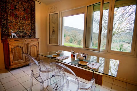 Natural landscape, View (from property/room), Dining area