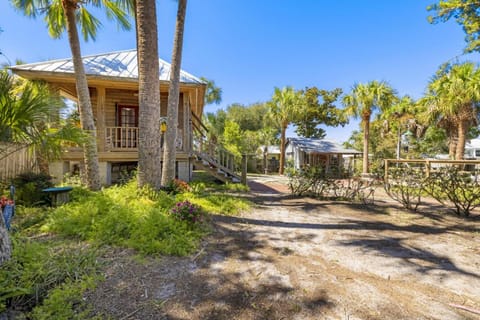 Cedar Hill Depot House in Cedar Key