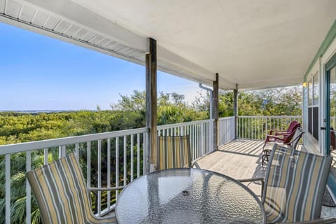 Top Floor Hideout C304 NL Maison in Cedar Key