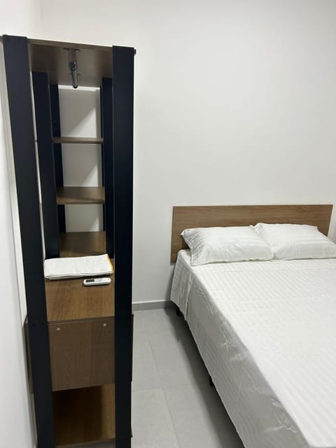 Bed, Photo of the whole room, towels, wardrobe