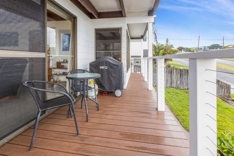 Coastal Crest House in Lakes Entrance