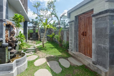 Property building, Garden, Garden view