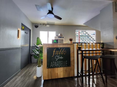 Freddo Studio Apartelle Hotel in Lapu-Lapu City