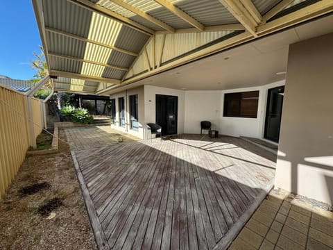 Property building, Patio, Day