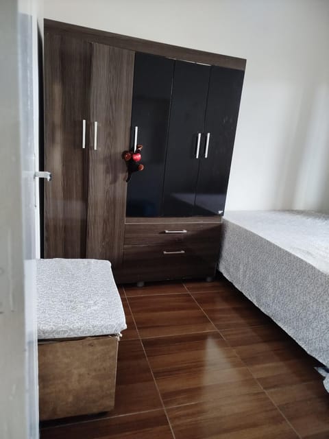 Alugo Casa mobiliada com piscina com 3 quartos House in Aracaju