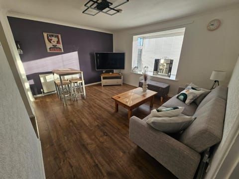 2 Bed Apartment with parking in Newark Town Centre Apartment in Newark-on-Trent