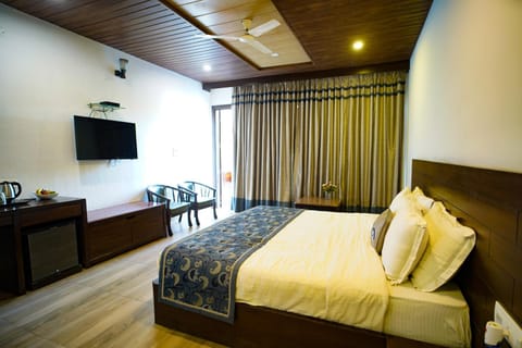 Comfort Inn Coral River Resort Hotel in Punjab, India