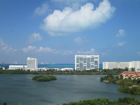 View (from property/room), Lake view, Sea view