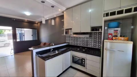 Casa Florida, Aeroporto Apartment in Londrina