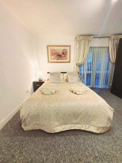 Deluxe Comfy Room with En-Suite - Room 1 Vacation rental in Croydon