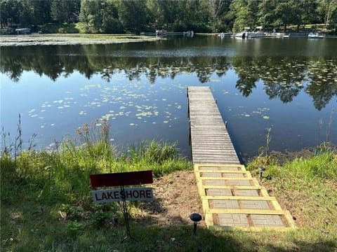 Cute Whitefish Cabin with Hot tub House in Crosslake