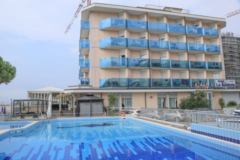 Property building, Pool view, Swimming pool