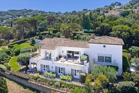 Villa Blue Med Ensueño con vistas al mar en Saint-Tropez La escapada perfecta para tus vacaciones Villa in Gassin