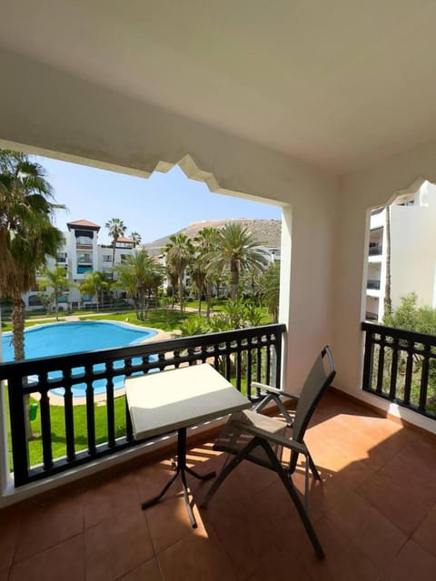 Patio, Day, View (from property/room), Balcony/Terrace, Pool view, Swimming pool, sunbed