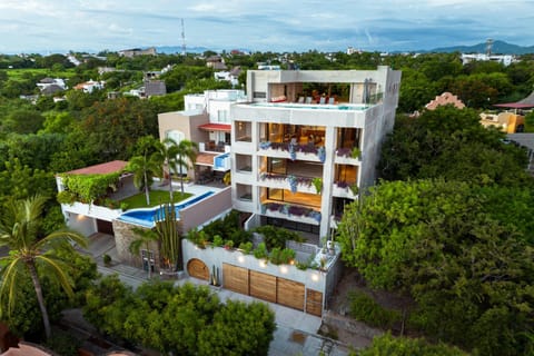 Property building, Day, Bird's eye view, Swimming pool