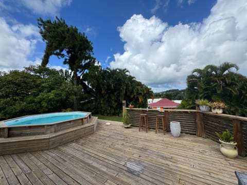 Villa Hibiscus , piscine & jacuzzi Villa in Martinique