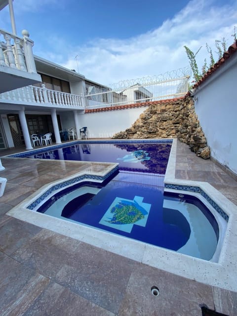 Agradable y acogedora casa con piscina privada House in Girardot