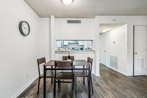 Halsten At Vinings 3006 Spacious 1 Bed 1 Bath Apartamento in Vinings