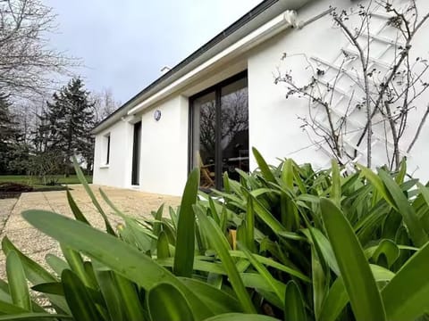 Maison rénovée à Fouesnant, proche plages, jardin et terrasse - FR-1-481-167 House in Fouesnant