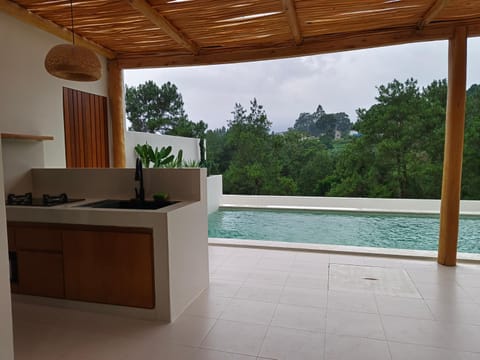 Villa Fortuna - PANDAWA #Puncak Bogor Villa in Cisarua