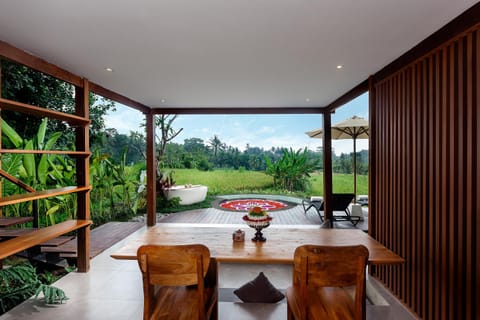 Seating area, Dining area, Pool view