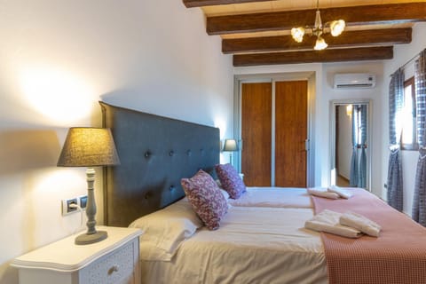 YourHouse Finca Can Grau Villa in Pla de Mallorca