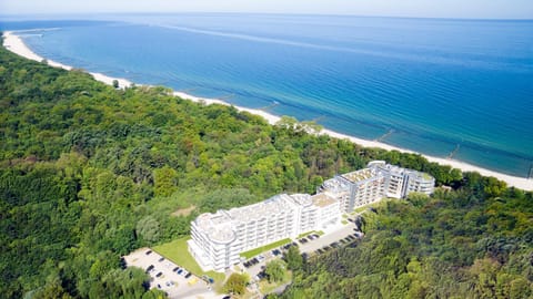 Neighbourhood, Bird's eye view, Beach